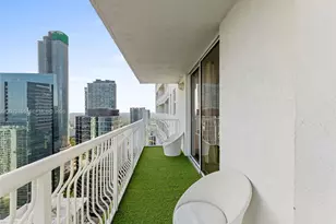1200 Brickell Bay Dr, Miami, FL 33131 - Photo 27