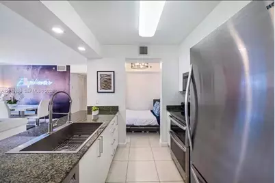 1200 Brickell Bay Dr #4101, Miami, FL 33131 - Photo 7