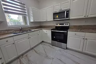 12822 SW 135th St, Miami, FL 33186 - Photo 5