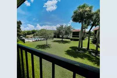 307 Lakeview Dr #202, Weston, FL 33326 - Photo 11