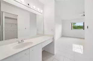 12501 SW 14th St, Pembroke Pines, FL 33027 - Photo 25