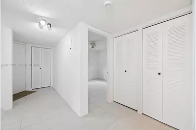 12501 SW 14th St #401R, Pembroke Pines, FL 33027 - Photo 3