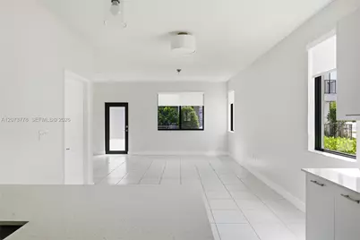 4426 NW 83 Pkwy #0, Doral, FL 33166 - Photo 9