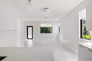 4426 NW 83 Parkway, Doral, FL 33166 - Photo 9