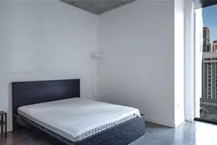 151 SE 1st St, Miami, FL 33131 - Photo 7