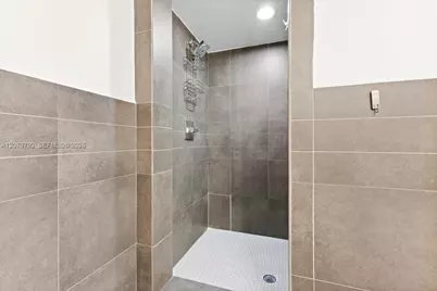 435 21st St #111, Miami Beach, FL 33139 - Photo 15