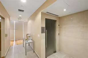 1331 Brickell Bay Dr, Miami, FL 33131 - Photo 39