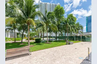 350 S Miami Ave #1912, Miami, FL 33130 - Photo 33