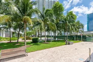 350 S Miami Ave, Miami, FL 33130 - Photo 33