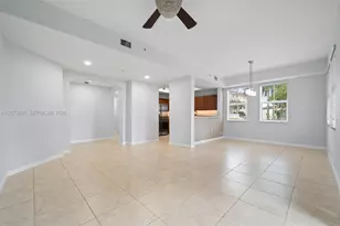 11503 NW 89th St, Doral, FL 33178 - Photo 7