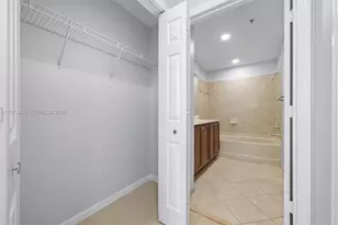 11503 NW 89th St, Doral, FL 33178 - Photo 23