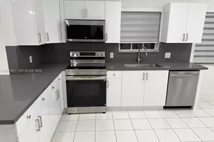 18870 SW 294th Terrace, Homestead, FL 33030 - Photo 9