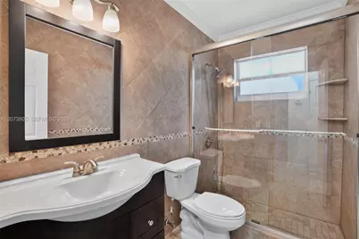 1667 SW 10th St, Miami, FL 33135 - Photo 19