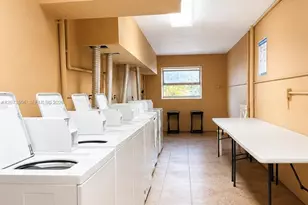 1330 W 54th St, Hialeah, FL 33012 - Photo 9