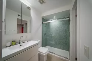405 N Hibiscus Dr, Miami Beach, FL 33139 - Photo 7