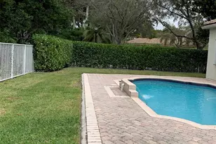 4407 Laurel Ridge Cir, Weston, FL 33331 - Photo 9