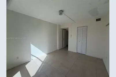 16851 NE 23rd Ave #B214, North Miami Beach, FL 33160 - Photo 5