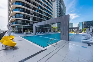 55 SW 9th St, Miami, FL 33130 - Photo 25