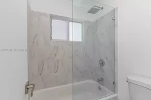 6509 NE 5th Ave, Miami, FL 33138 - Photo 11