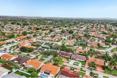 305 SW 134th Ct, Miami, FL 33184 - Photo 73