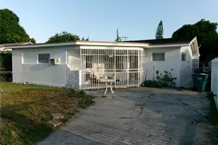 864 NW 116th St, Miami, FL 33168 - Photo 1