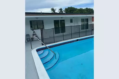 864 NW 116th St, Miami, FL 33168 - Photo 19