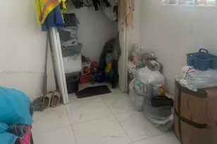864 NW 116th St, Miami, FL 33168 - Photo 11
