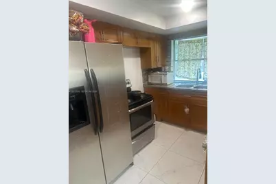 864 NW 116th St, Miami, FL 33168 - Photo 9