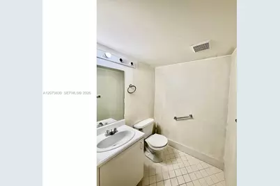 571 SW 142nd Ave #407O, Pembroke Pines, FL 33027 - Photo 5