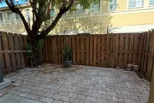 8245 NW 108th Ave, Doral, FL 33178 - Photo 9