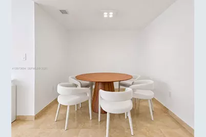 350 S Miami Ave #2304, Miami, FL 33130 - Photo 9