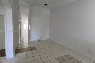 1661 SE 29th Ct, Homestead, FL 33035 - Photo 3