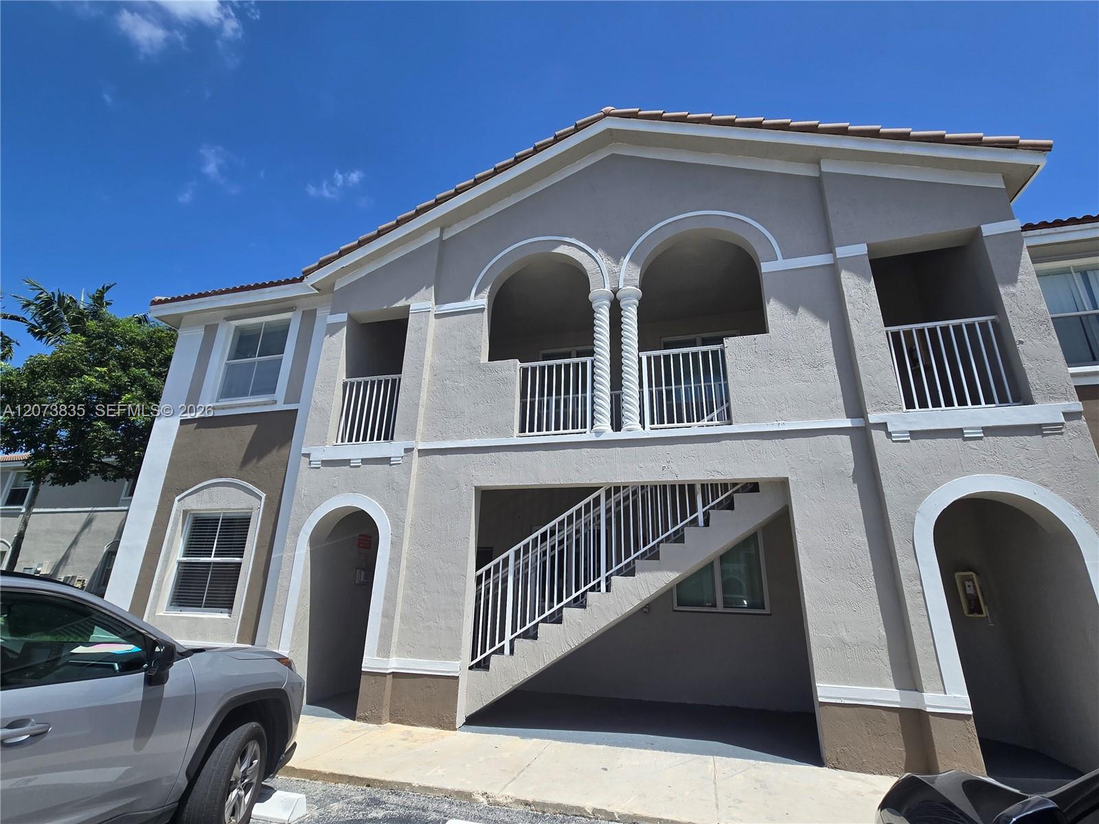 1661 SE 29th Ct #200 - 1661 SE 29th Ct #200, Homestead, FL 33035 Luxury Property | Jose Angel Pina