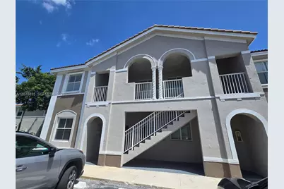 1661 SE 29th Ct #200, Homestead, FL 33035 - Photo 1
