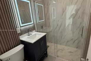 825 S 28th Ave, Hollywood, FL 33020 - Photo 15