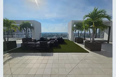 1010 SW 2nd Ave #1409, Miami, FL 33130 - Photo 21