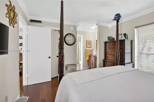 5240 NE 6th Ave, Oakland Park, FL 33334 - Photo 17