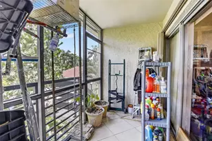 5240 NE 6th Ave, Oakland Park, FL 33334 - Photo 27