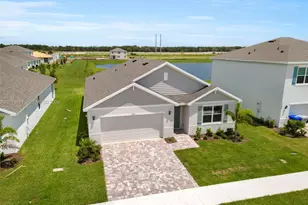 9082 Venetian Sq, Vero Beach, FL 32966 - Photo 1