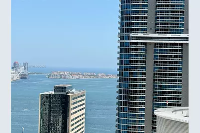 1000 Brickell Plz #4301, Miami, FL 33131 - Photo 75