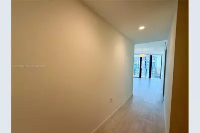 1000 Brickell Plz #4301, Miami, FL 33131 - Photo 41