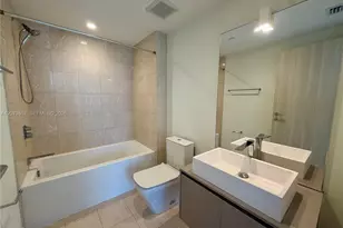 1000 Brickell Plaza, Miami, FL 33131 - Photo 35