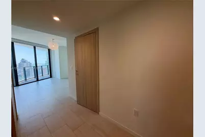 1000 Brickell Plz #4301, Miami, FL 33131 - Photo 47