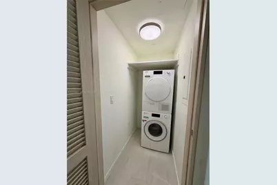1000 Brickell Plz #4301, Miami, FL 33131 - Photo 39