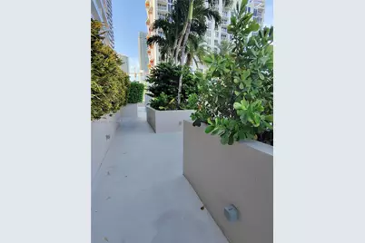 600 NE 27th St #604, Miami, FL 33137 - Photo 45