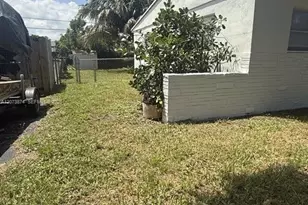 7170 Custer St, Hollywood, FL 33024 - Photo 13