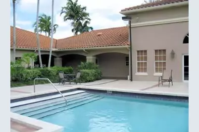 18328 NW 68th Ave #O, Hialeah, FL 33015 - Photo 23