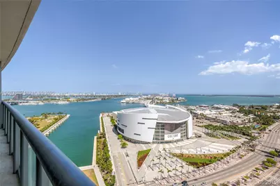 888 Biscayne Blvd #2403, Miami, FL 33132 - Photo 9