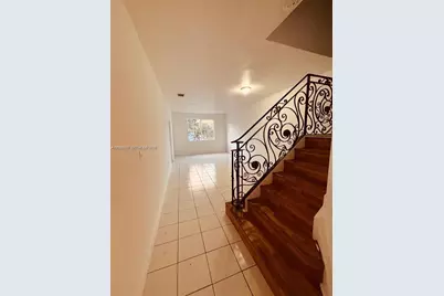 7080 NW 177th St #201-13, Hialeah, FL 33015 - Photo 3