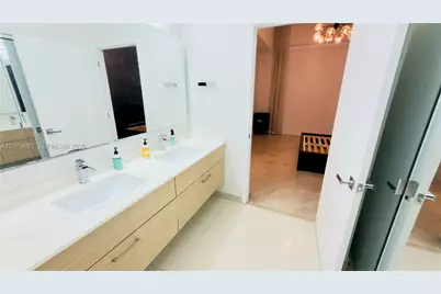 600 NE 27th St #604, Miami, FL 33137 - Photo 29